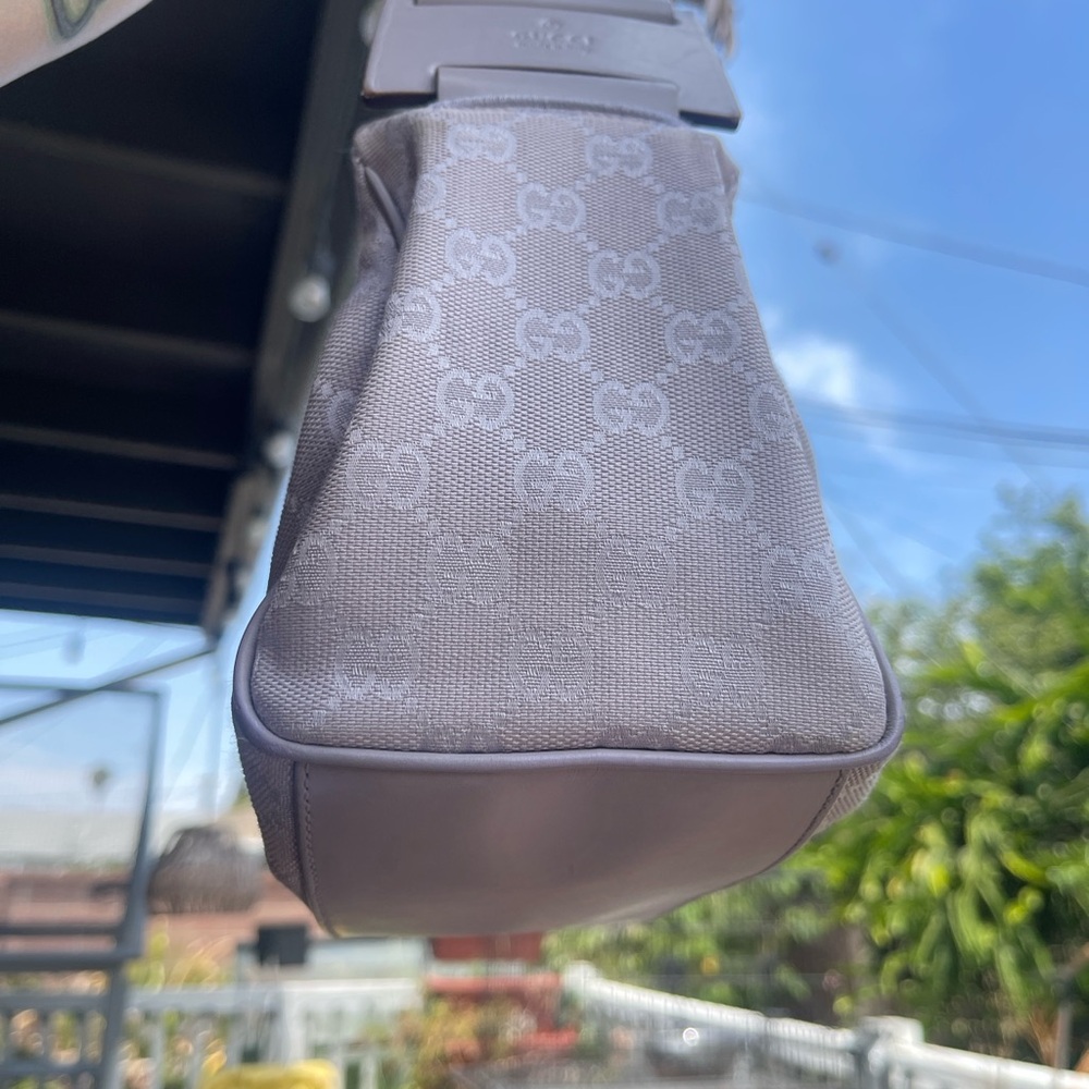Gucci Lavender Shoulder Bag - Picture 7 of 12